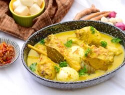 Resep Opor Ayam Legendaris Rahasia Rasa Nikmat Kuah Kental!