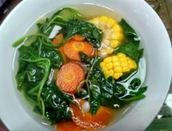 Resep Sayur Bening Sederhana Segar Gurih Bikin Nagih!