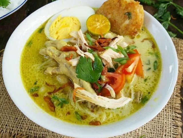 Resep Soto Legendaris Kuah Segar Rasa Nagih!