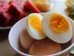 Rahasia Telur Rebus Sempurna Anti Retak Empuk Lezat!